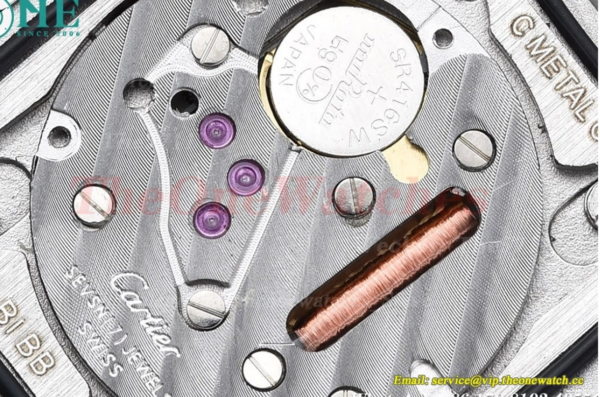 Quartz Leather White Strap LE Blue dial SS Small On Tank K11F Must 0330